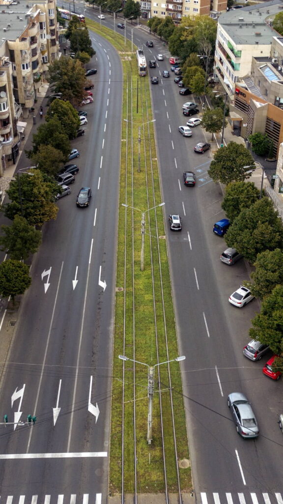Green tram lines Arad